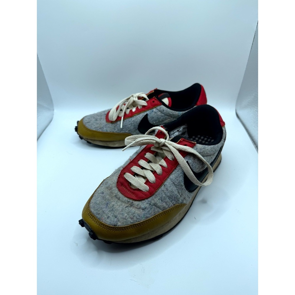 Nike Daybreak QS Gold Suede CQ7619-700 Womens 5.5 Sneaker White Lace Up Shoes
